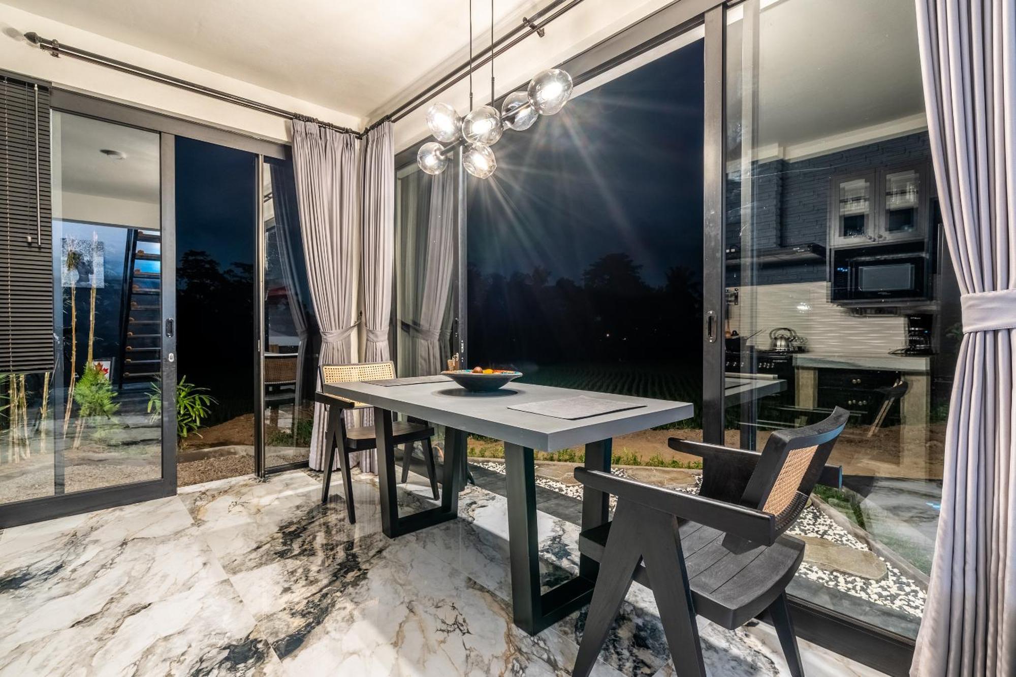 Maple Ridge Ubud Villas エクステリア 写真